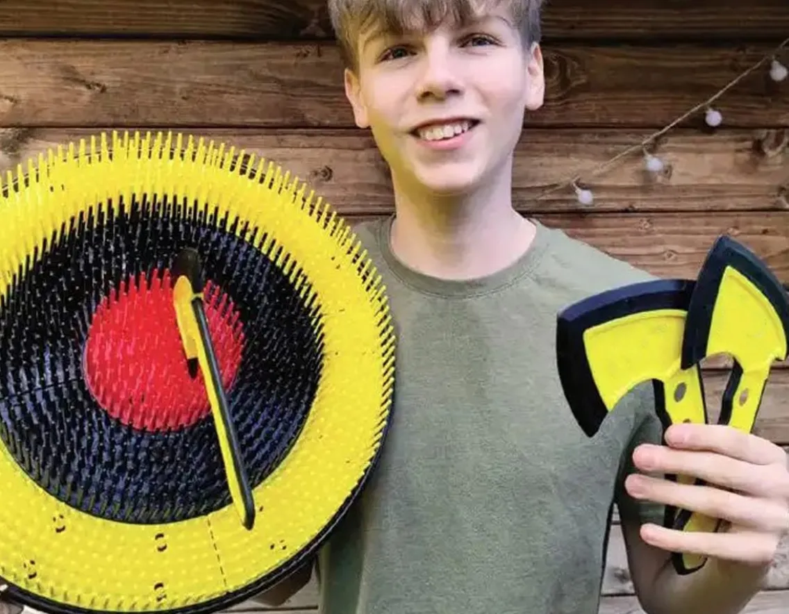Adventurer|Outdoorsy-Fizz Creations AttAxe - Axe Throwing Game
