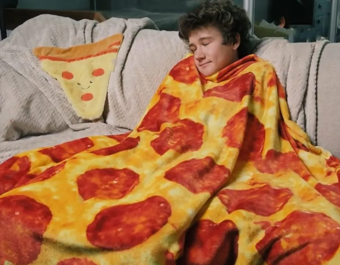 Fashion & Style|Wicked Fun-Buddy & Barney Pizza Blanket & Pillow - Fun Wrap-a-Roni!